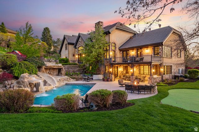 18 SNOW FOREST LN, Sandy, UT 84092