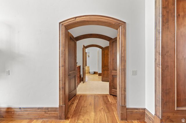 18 SNOW FOREST LN, Sandy, UT 84092