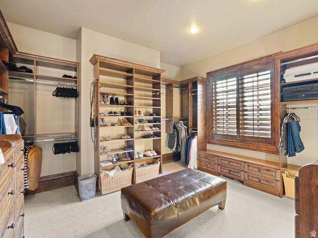 18 SNOW FOREST LN, Sandy, UT 84092