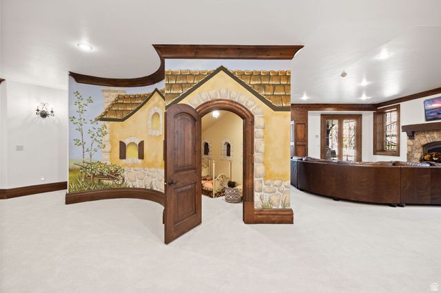 18 SNOW FOREST LN, Sandy, UT 84092