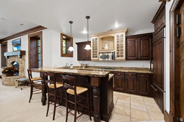 18 SNOW FOREST LN, Sandy, UT 84092