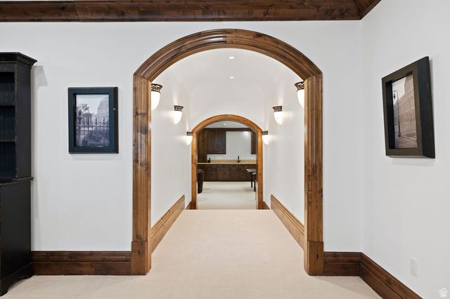 18 SNOW FOREST LN, Sandy, UT 84092