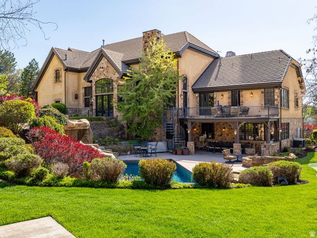 18 SNOW FOREST LN, Sandy, UT 84092