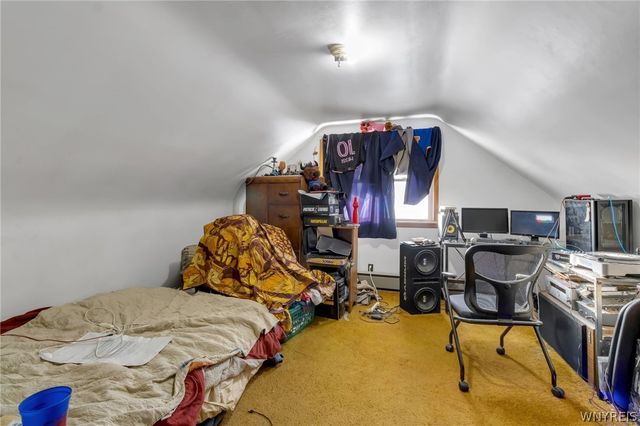 58 Boardman Road, West Seneca, NY 14218