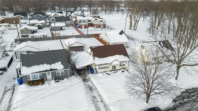 58 Boardman Road, West Seneca, NY 14218