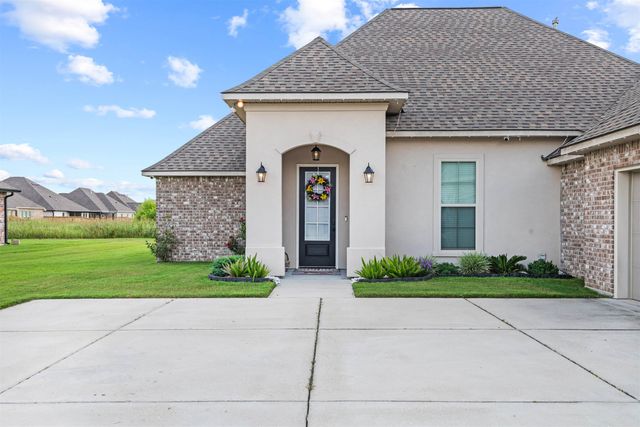 277 Peacock Pointe, Thibodaux, LA 70301