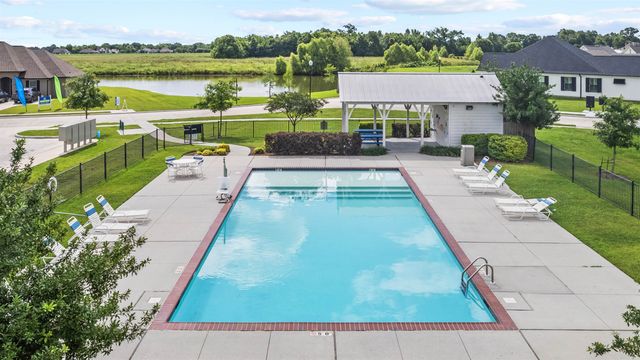 277 Peacock Pointe, Thibodaux, LA 70301