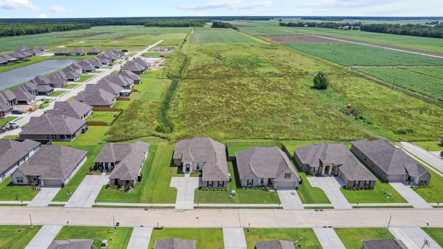 277 Peacock Pointe, Thibodaux, LA 70301