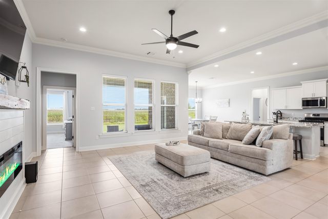 277 Peacock Pointe, Thibodaux, LA 70301