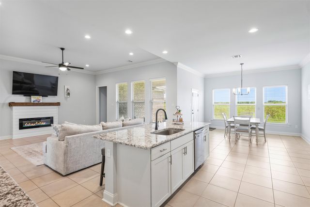 277 Peacock Pointe, Thibodaux, LA 70301