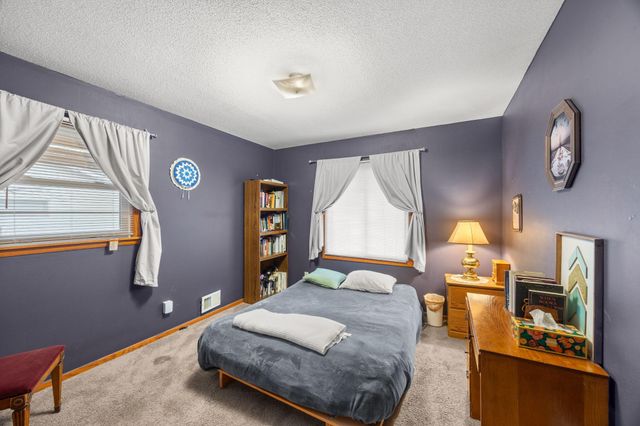 1967 County Road D W, Arden Hills, MN 55112