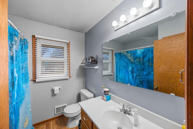 1967 County Road D W, Arden Hills, MN 55112