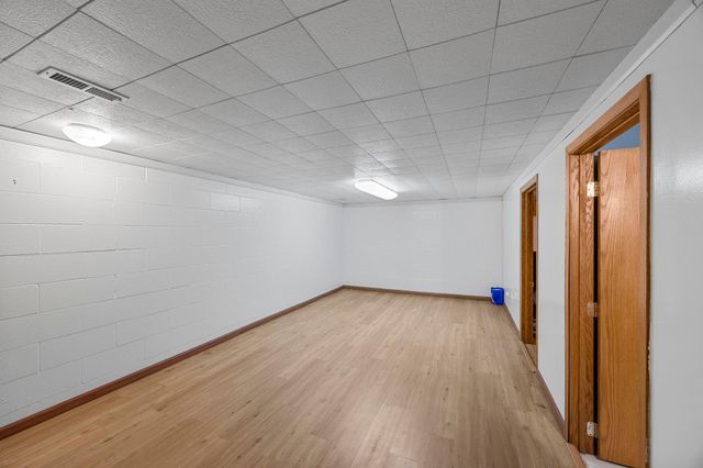 1967 County Road D W, Arden Hills, MN 55112