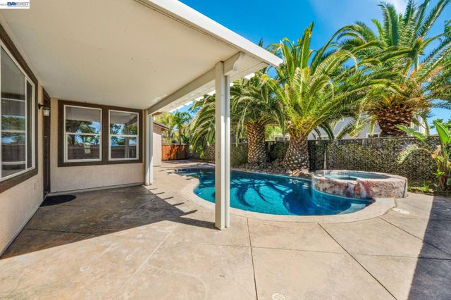 6391 Crystal Springs Cir, Discovery Bay, CA 94505