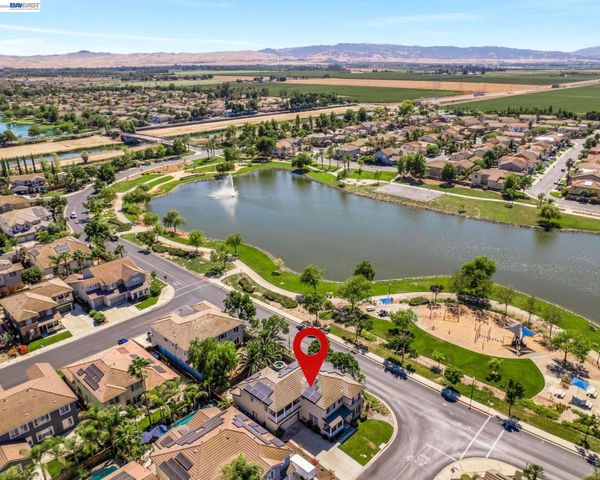 6391 Crystal Springs Cir, Discovery Bay, CA 94505