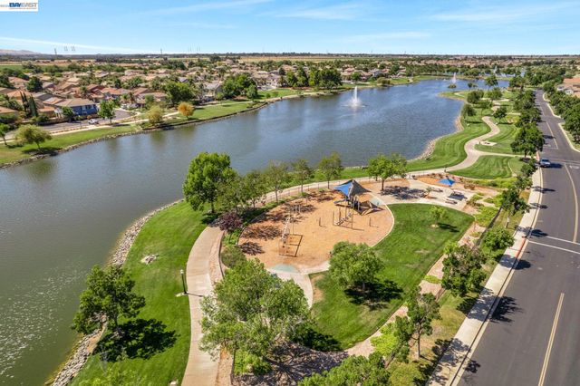 6391 Crystal Springs Cir, Discovery Bay, CA 94505