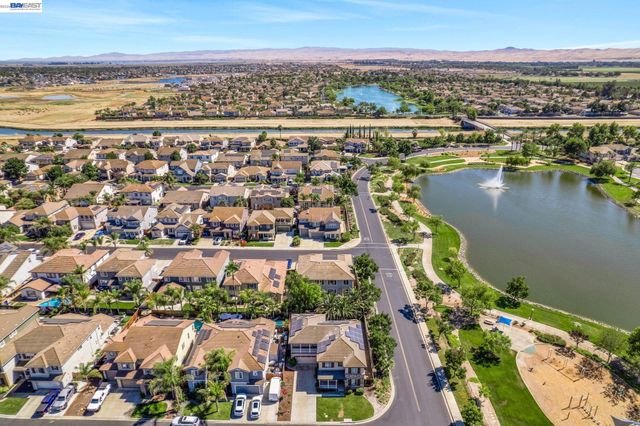 6391 Crystal Springs Cir, Discovery Bay, CA 94505
