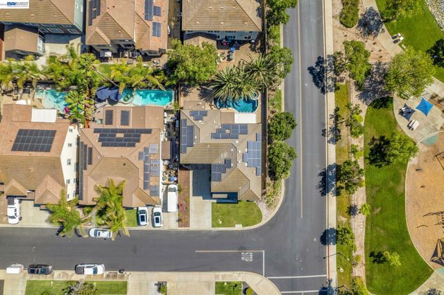 6391 Crystal Springs Cir, Discovery Bay, CA 94505