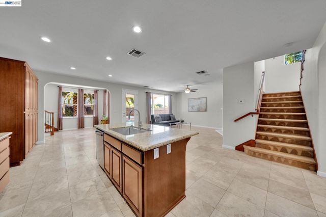 6391 Crystal Springs Cir, Discovery Bay, CA 94505