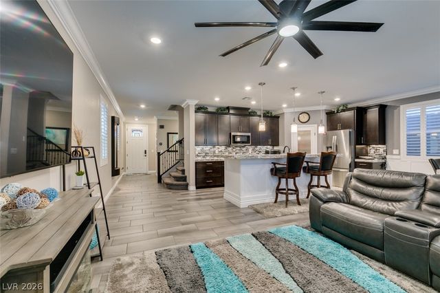 10300 Brooke Rise Avenue, Las Vegas, NV 89166