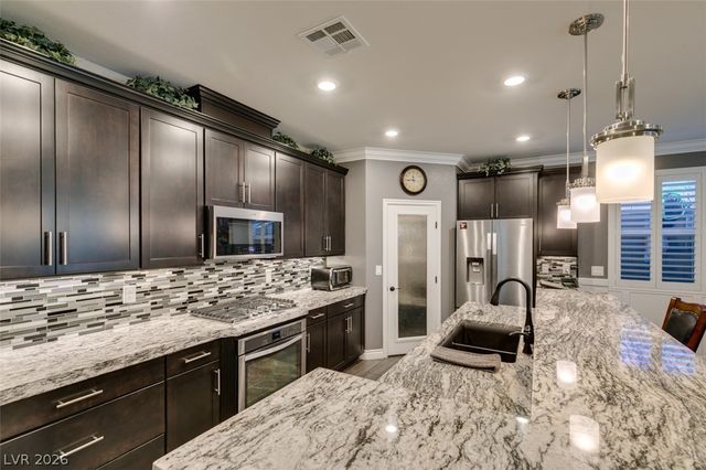 10300 Brooke Rise Avenue, Las Vegas, NV 89166