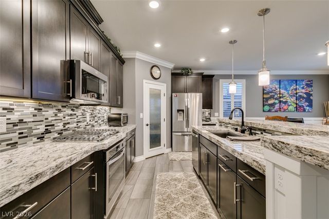 10300 Brooke Rise Avenue, Las Vegas, NV 89166