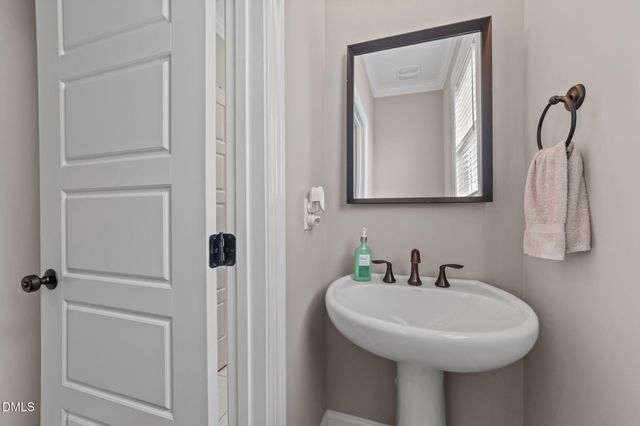 5705 Brayton Park Place, Holly Springs, NC 27540