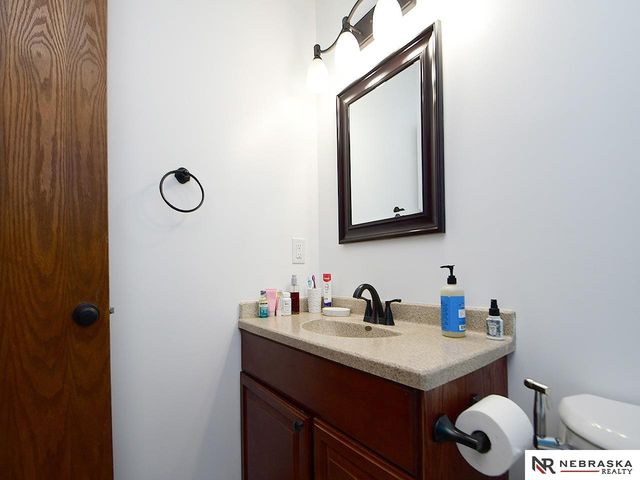 821 Glenarbor Drive, Lincoln, NE 68512