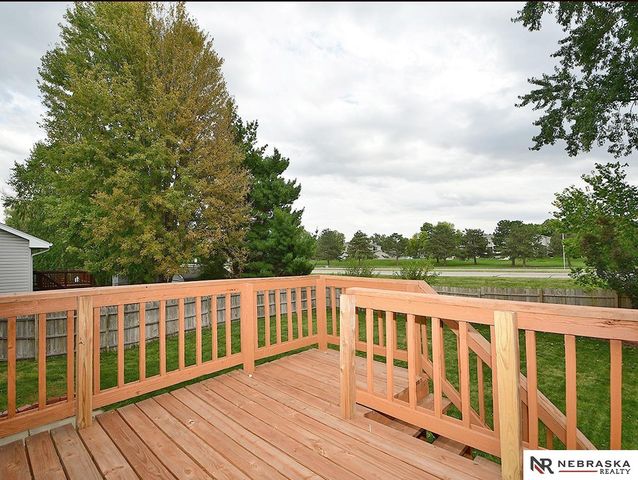 821 Glenarbor Drive, Lincoln, NE 68512