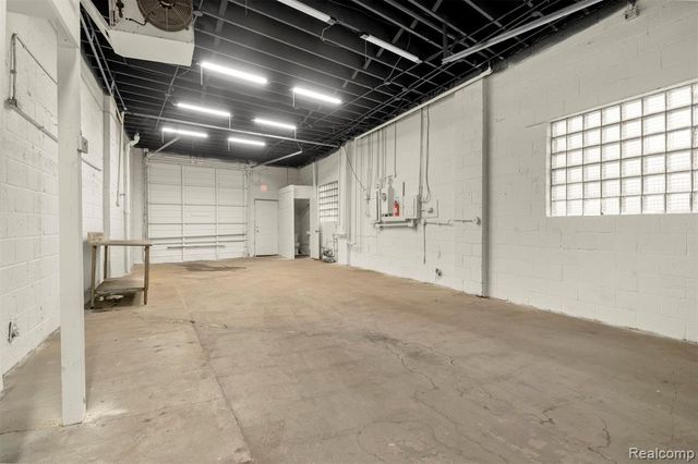 35812 W Michigan Avenue, Wayne, MI 48184