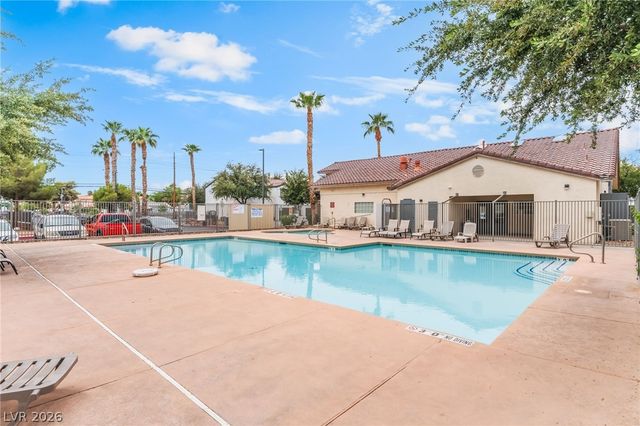 5330 East Charleston Boulevard 99, Las Vegas, NV 89142