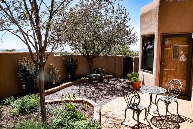 6 Palacio, Santa Fe, NM 87508