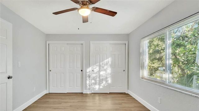 5900 22ND AVENUE N 14, St Petersburg, FL 33710