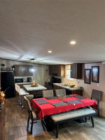 159 Lear Lane, Pearland, TX 77581