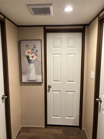 159 Lear Lane, Pearland, TX 77581