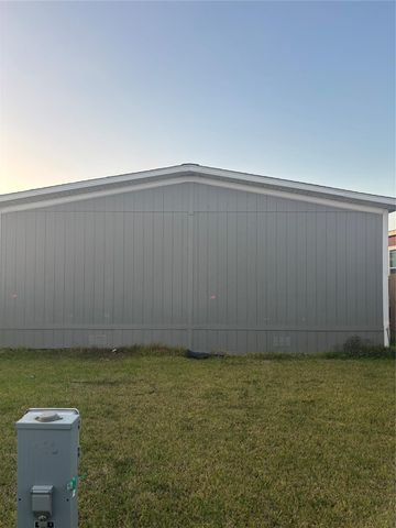 159 Lear Lane, Pearland, TX 77581