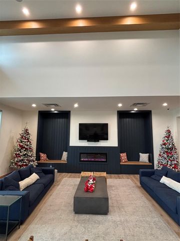 159 Lear Lane, Pearland, TX 77581