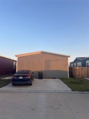 159 Lear Lane, Pearland, TX 77581