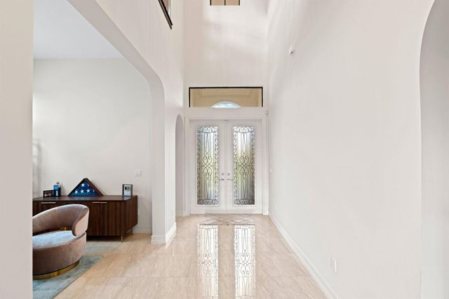 9091 Grand Prix Lane SW, Boynton Beach, FL 33472