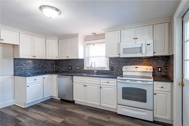 200 Carter Avenue, Pawtucket, RI 02861