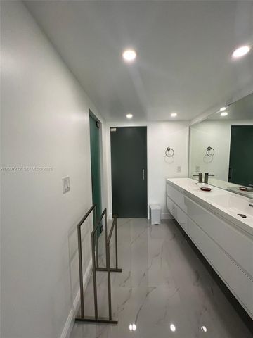 155 Ocean Lane Dr 1011, Key Biscayne, FL 33149