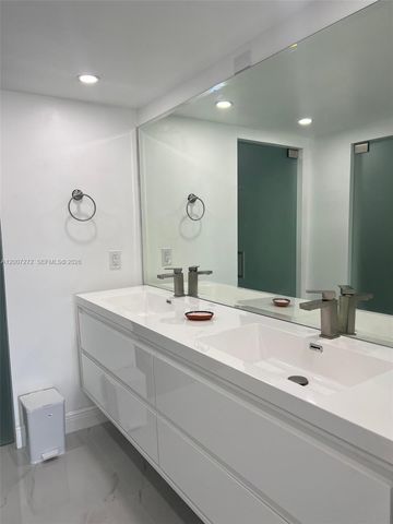 155 Ocean Lane Dr 1011, Key Biscayne, FL 33149