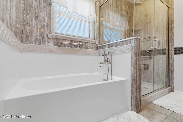 1037 Cobblestone Cir, Shepherdsville, KY 40165