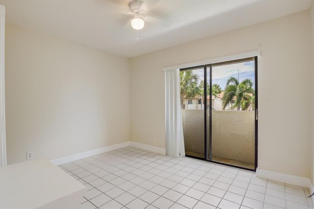 3340 Lucerne Park Drive, Greenacres, FL 33467