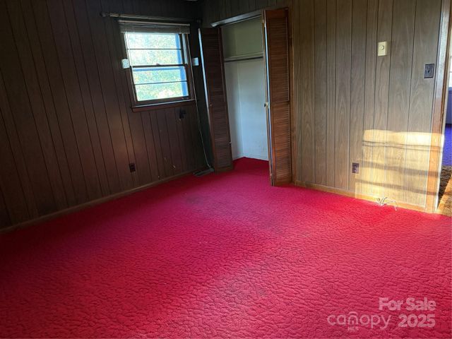 68 Sun Valley Drive, Alexander, NC 28701