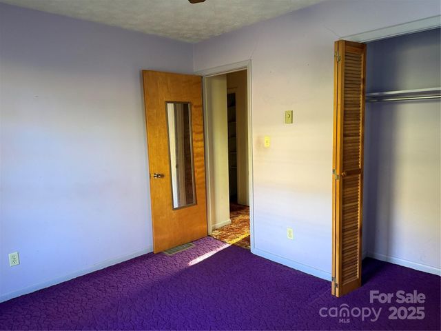 68 Sun Valley Drive, Alexander, NC 28701