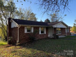 68 Sun Valley Drive, Alexander, NC 28701