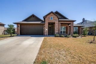1023 Saint Andrews Drive, Burleson, TX 76028