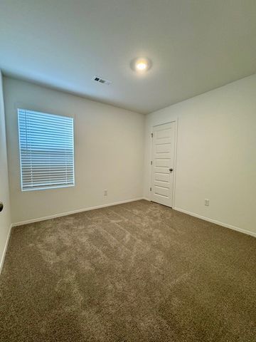 6810 SW Memphis Avenue, Bentonville, AR 72713