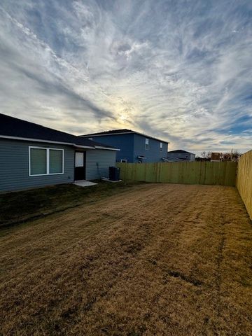 6810 SW Memphis Avenue, Bentonville, AR 72713